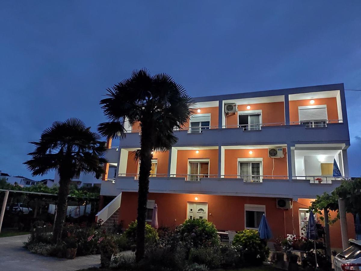 Robi Apartments Ulcinj Ngoại thất bức ảnh