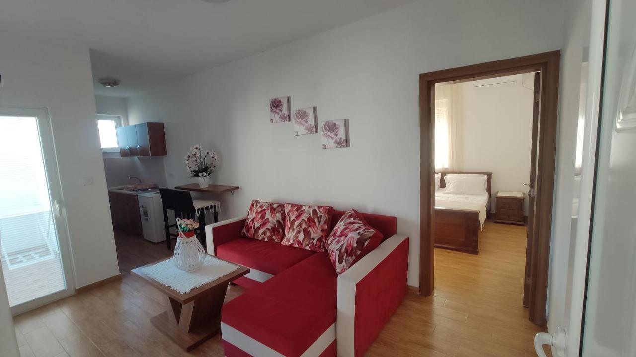 Robi Apartments Ulcinj Ngoại thất bức ảnh