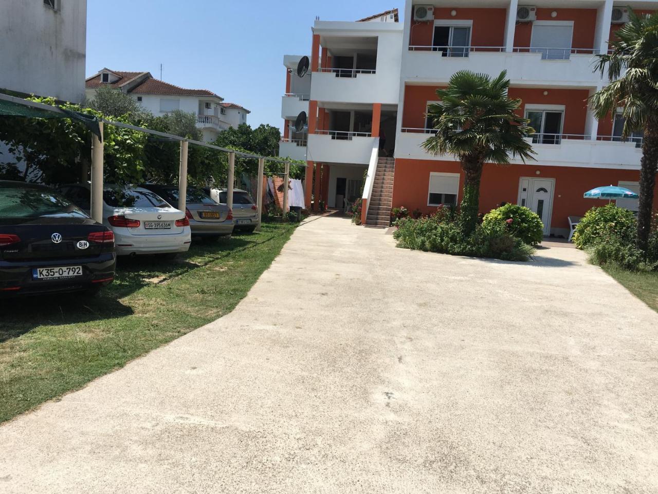 Robi Apartments Ulcinj Ngoại thất bức ảnh