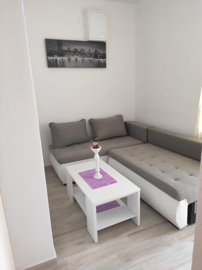 Robi Apartments Ulcinj Ngoại thất bức ảnh