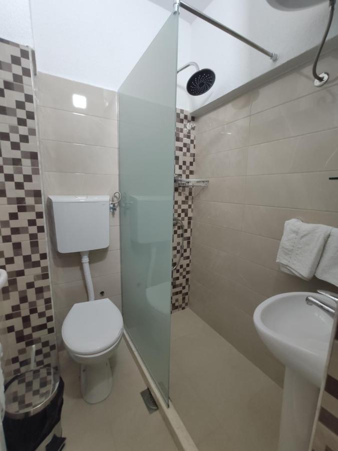 Robi Apartments Ulcinj Ngoại thất bức ảnh